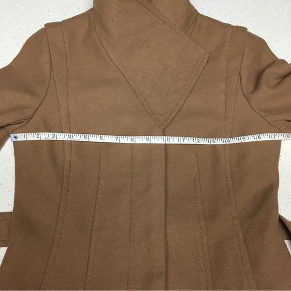ARITZIA Babaton Connor Short Wool Beige Coat Size M fits Small - Picture 13 of 16